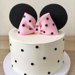 Minnie Mouse Polka Dot Cake