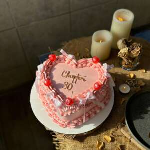 Pink Vintage Heart Lambeth Cake